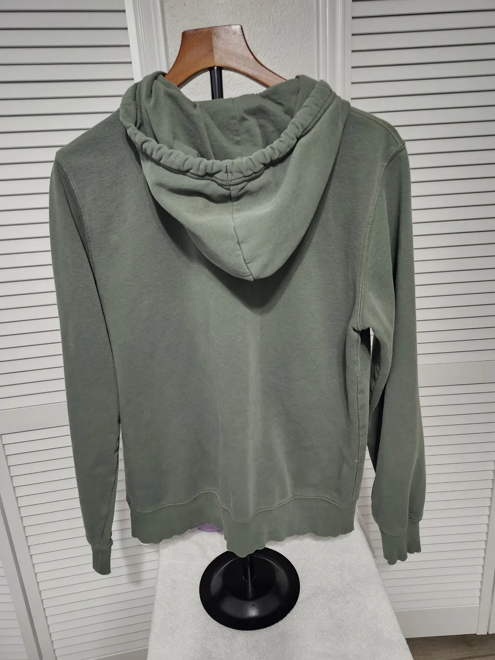 The North Face Men's Pullover Hoodie - Olive Green